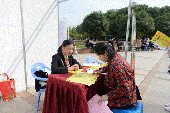 1539589356155947.gif DSC_0202